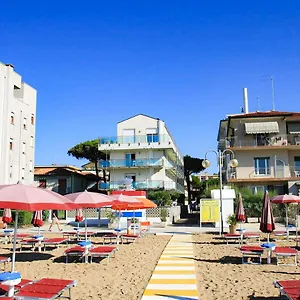 Sun House - Host Solution , Lido di Jesolo Olaszország