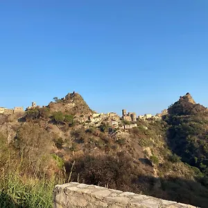 Il Padrino Oda ve Kahvaltı Savoca